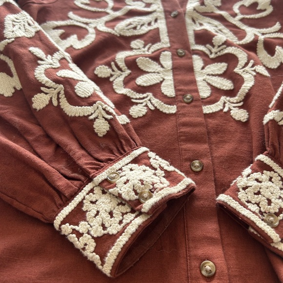 Elegant Rust Floral Blouse - Picture 9 of 10